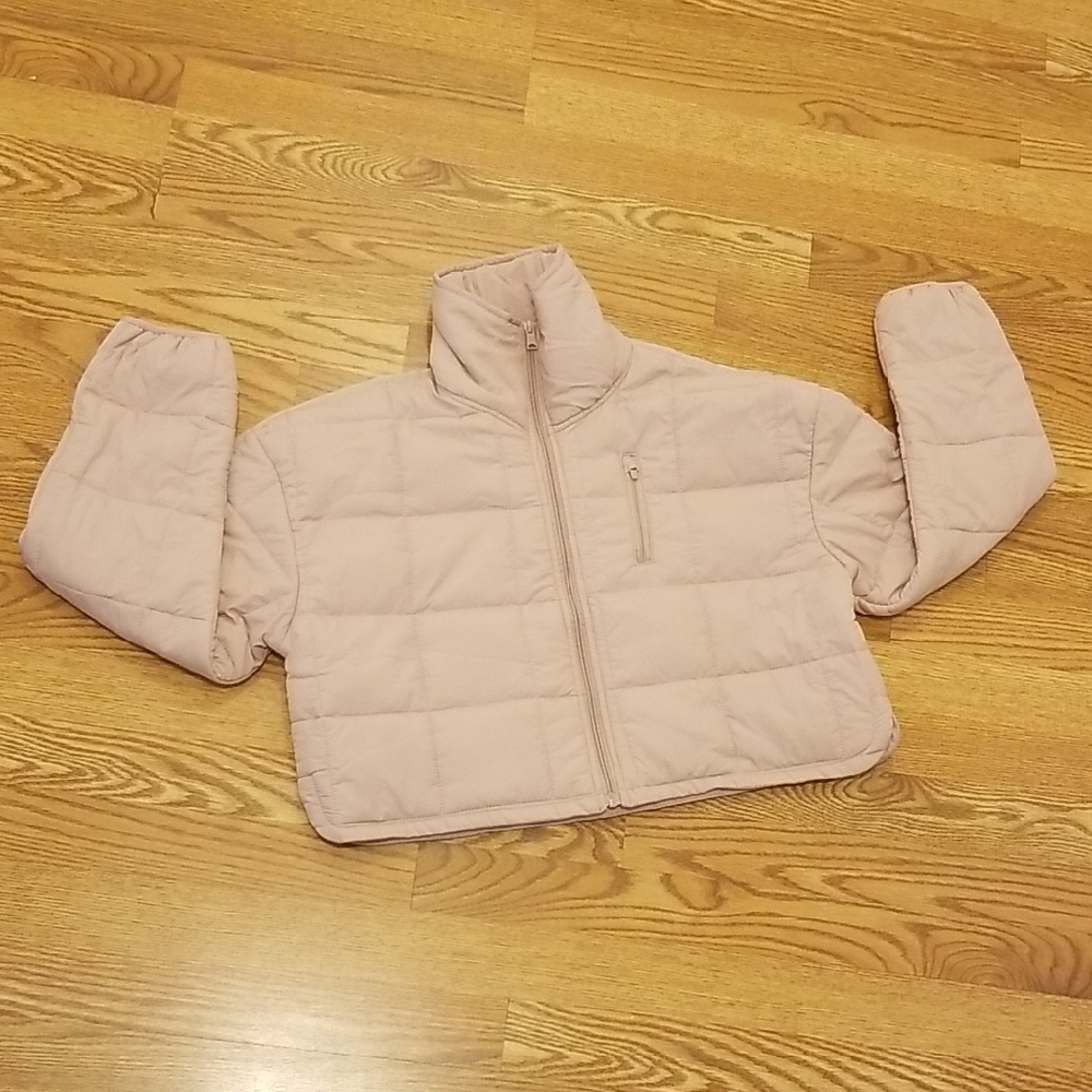 Brand New! Love Tree Soft Pink Cropped Puffer Jacket Women's Size Medium